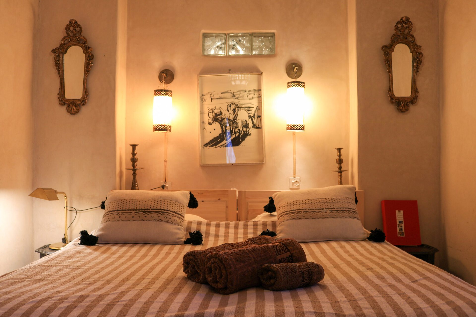 Chambre appliques — Irocha, Tisselday