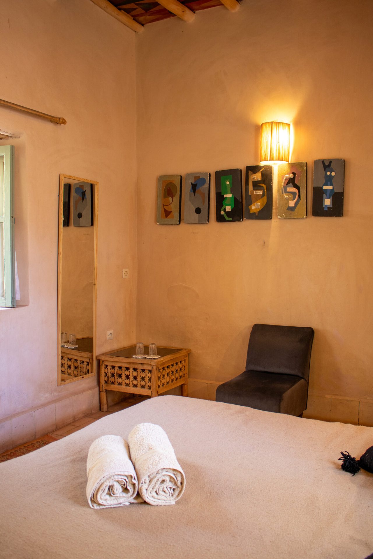Chambre serviettes portrait — Irocha, Tisselday
